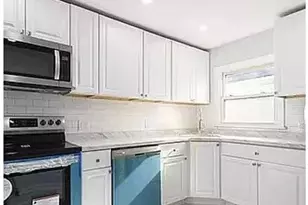 73-15 170th St, Fresh Meadows, NY 11366 - Photo 2