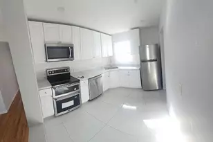 73-15 170th St, Fresh Meadows, NY 11366 - Photo 4