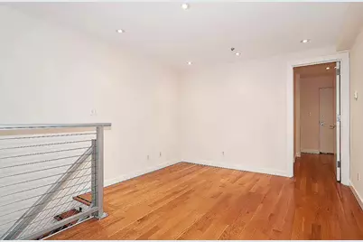 215 E 81st Street #3D, New York, NY 10028 - Photo 4