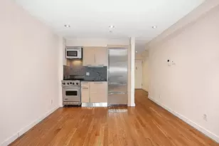 215 E 81st St, New York, NY 10028 - Photo 1