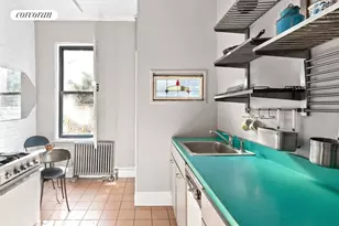 524 E 6th St, New York City, NY 10009 - Photo 2
