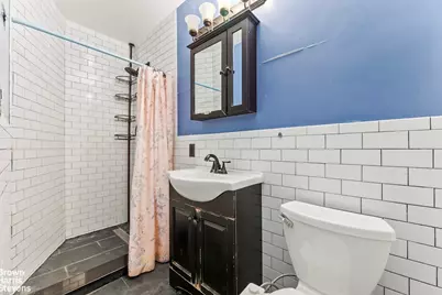150A Diamond Street, New York City, NY 11222 - Photo 10