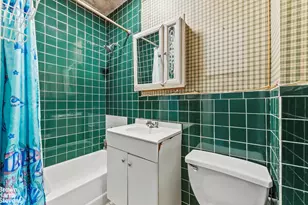 150A Diamond St, New York City, NY 11222 - Photo 18