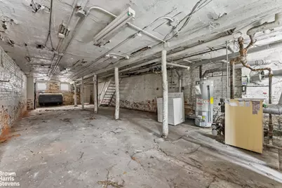 150A Diamond Street, New York City, NY 11222 - Photo 20