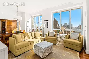 351 E 51st St, New York City, NY 10022 - Photo 2