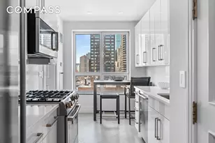 351 E 51st St, New York City, NY 10022 - Photo 4