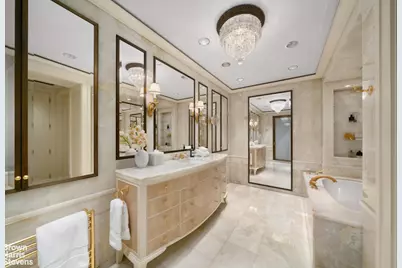 50 Central Park S #27, New York City, NY 10019 - Photo 38