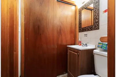 207 Ocean Parkway #1J, Brooklyn, NY 11218 - Photo 8