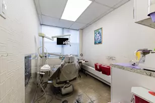 207 Ocean Pkwy, New York City, NY 11218 - Photo 2