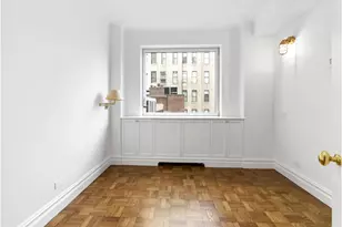 923 5th Ave, New York City, NY 10021 - Photo 2