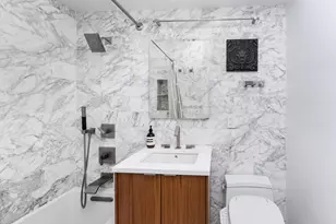 345 W 58th St, New York City, NY 10019 - Photo 4