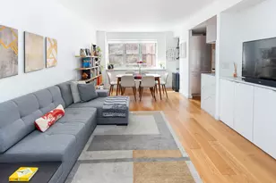 345 W 58th St, New York City, NY 10019 - Photo 1