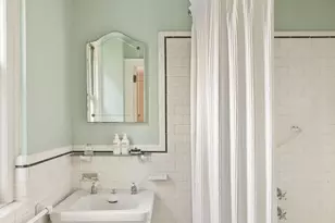 333 E 53rd St, New York City, NY 10022 - Photo 4