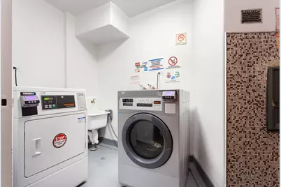 207 Ocean Parkway #1J, New York City, NY 11218 - Photo 2