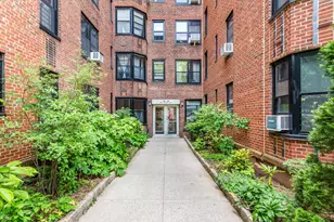 72 Park Terrace W, New York, NY 10034 - Photo 16