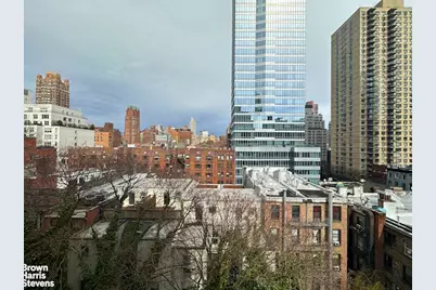 235 E 73rd Street #8D, New York, NY 10021 - Photo 6