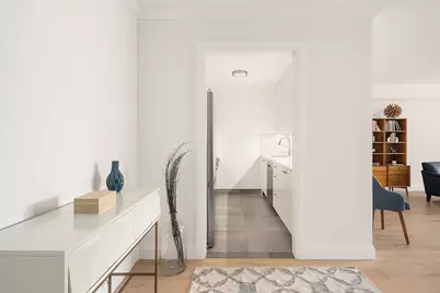 166 E 63rd Street #10E, New York, NY 10065 - Photo 2