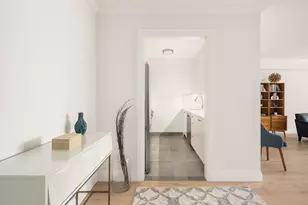 166 E 63rd St, New York City, NY 10065 - Photo 2