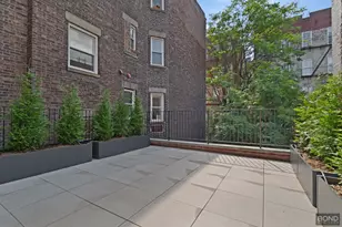 90 Charles St, New York City, NY 10014 - Photo 16
