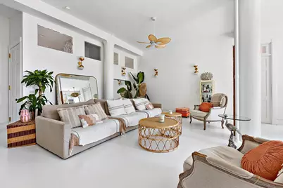 30 E 10th Street #8S, New York, NY 10003 - Photo 2