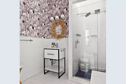 30 E 10th Street #8S, New York, NY 10003 - Photo 6