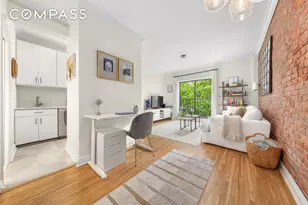 207 E 21st St, New York City, NY 10010 - Photo 2