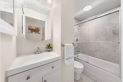 207 E 21st Street #5B, New York City, NY 10010 - Photo 6