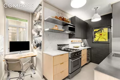 155 W 20th Street #4E, New York City, NY 10011 - Photo 8