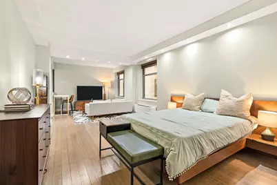 100 W 58th Street #8A, New York City, NY 10019 - Photo 2