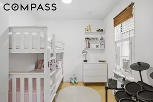 525 E 89th St, New York City, NY 10128 - Photo 8