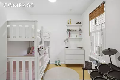 525 E 89th Street #1D, New York, NY 10128 - Photo 8