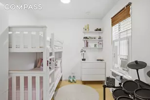 525 E 89th St, New York City, NY 10128 - Photo 8