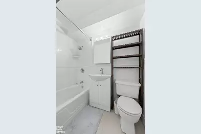 211 E 53rd Street #6A, New York City, NY 10022 - Photo 8