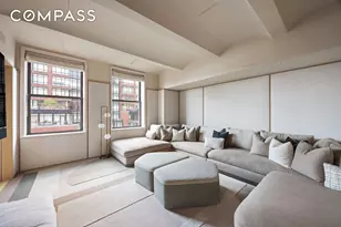 275 W 10th St, New York, NY 10014 - Photo 12