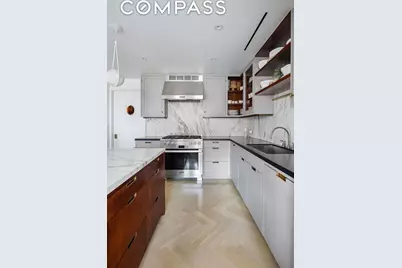 275 W 10th Street #9C, New York, NY 10014 - Photo 8