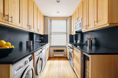 116 E 63rd Street #3B, New York City, NY 10065 - Photo 12