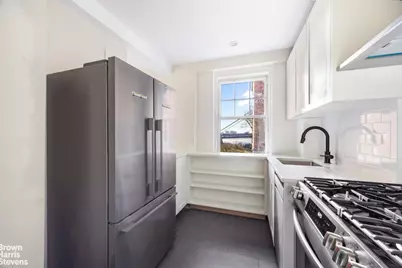 160 Cabrini Boulevard #10, New York, NY 10033 - Photo 4