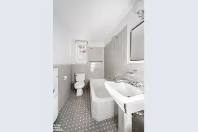 160 Cabrini Boulevard #10, New York, NY 10033 - Photo 10