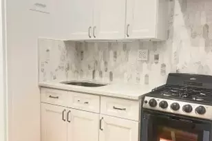 536 E 89th St, New York, NY 10128 - Photo 1