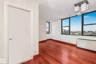 386 Columbus Ave, New York City, NY 10024 - Photo 22