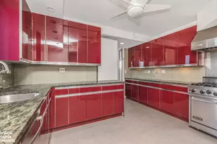 386 Columbus Ave, New York City, NY 10024 - Photo 28