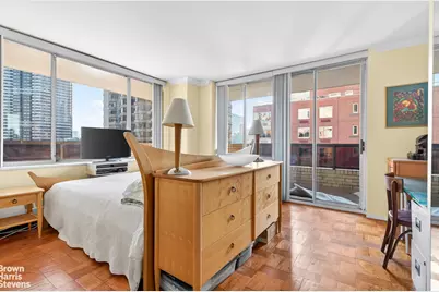 311 E 38th Street #11B, New York City, NY 10016 - Photo 6