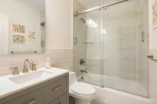 135 E 83rd St, New York City, NY 10028 - Photo 10