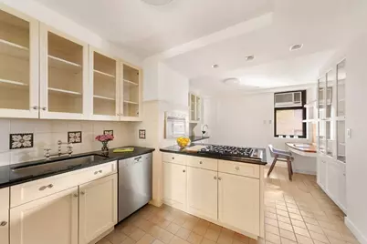 47 E 88th Street #8A, New York, NY 10128 - Photo 10