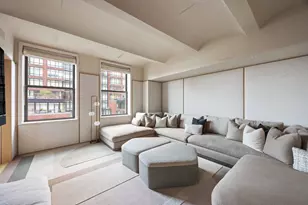 275 W 10th St, New York, NY 10014 - Photo 12