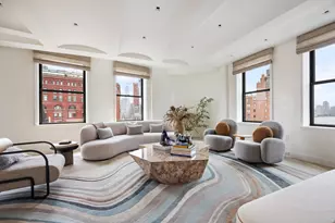 275 W 10th St, New York, NY 10014 - Photo 2