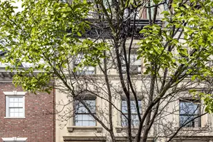 21 E 81st St, New York City, NY 10028 - Photo 2