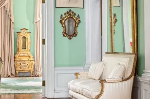 21 E 81st St, New York City, NY 10028 - Photo 8