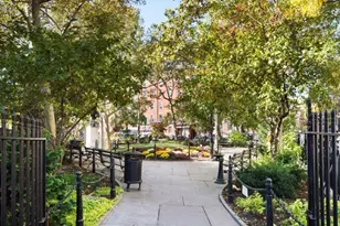 299 W 12th St, New York City, NY 10014 - Photo 10