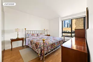 100 United Nations Plaza, New York City, NY 10017 - Photo 4